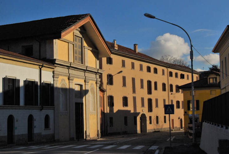 La 'Gibellina'', l'edificio che ospita la casa della giovane